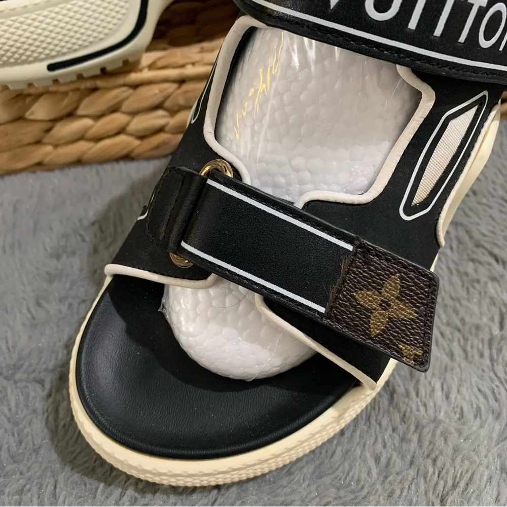 LV sandals - Picture 5 of 11